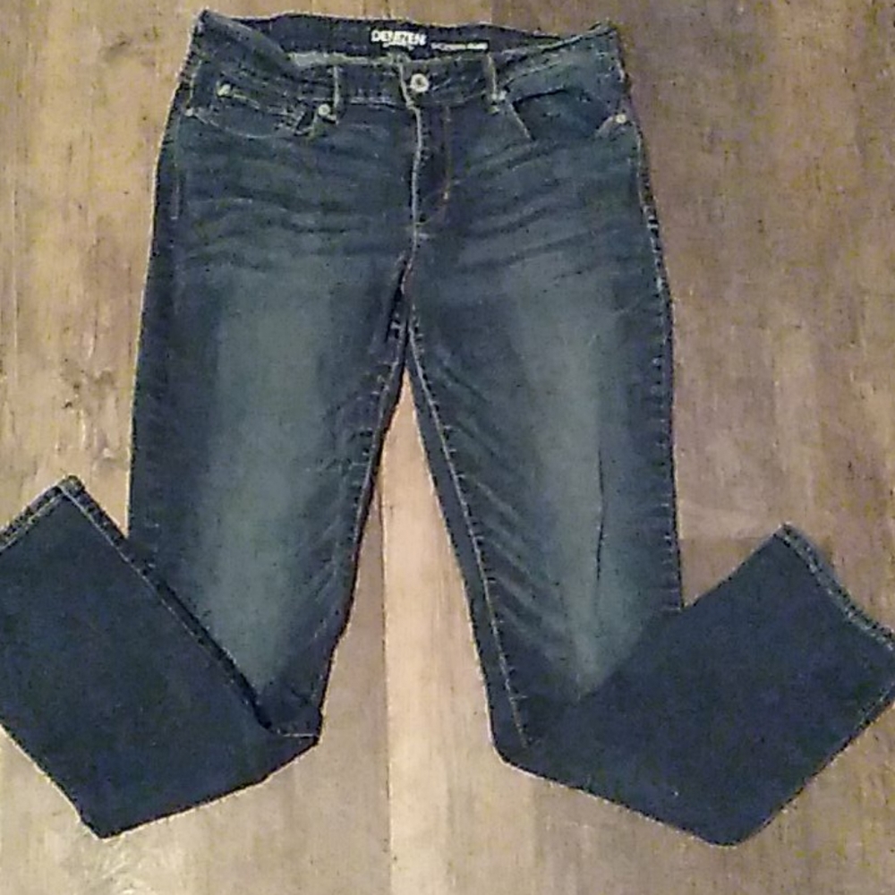 Levi's